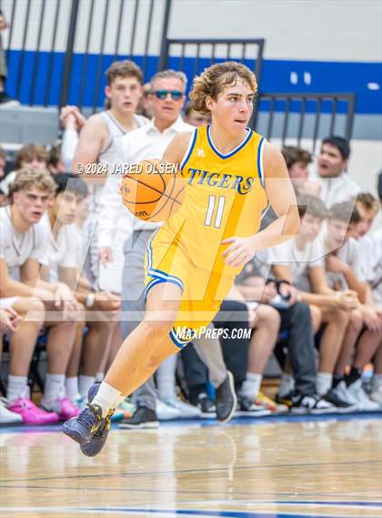 Thumbnail 1 in Orem vs. Lone Peak photogallery.