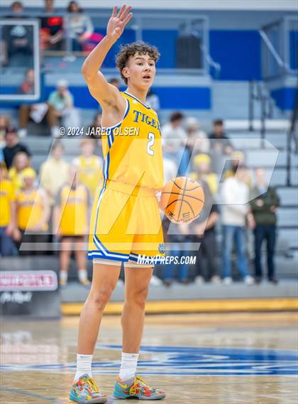 Thumbnail 1 in Orem vs. Lone Peak photogallery.