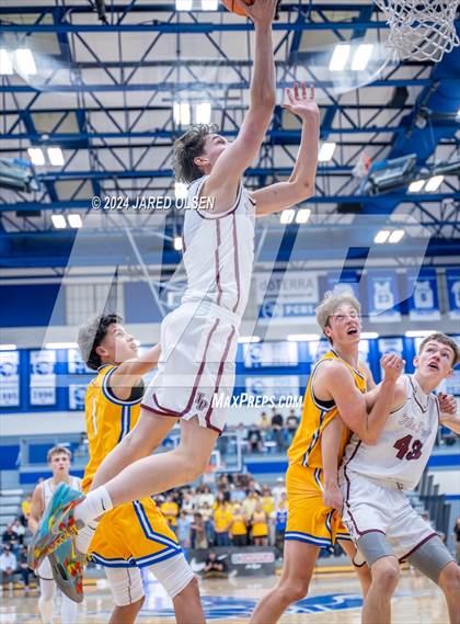 Thumbnail 1 in Orem vs. Lone Peak photogallery.