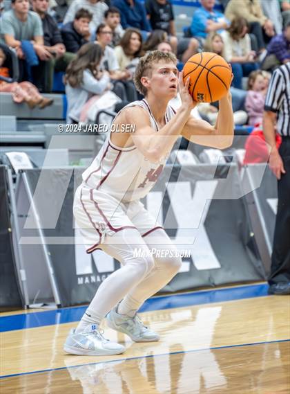 Thumbnail 2 in Orem vs. Lone Peak photogallery.