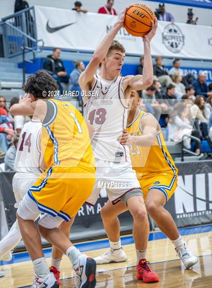 Thumbnail 3 in Orem vs. Lone Peak photogallery.