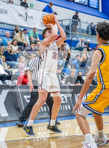 Thumbnail 2 in Orem vs. Lone Peak photogallery.
