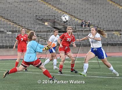 Thumbnail 1 in Vandebilt Catholic vs. Academy of the Sacred Heart (LHSAA D3 Final) photogallery.