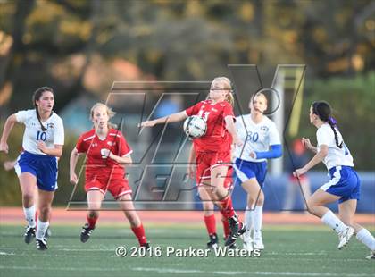 Thumbnail 3 in Vandebilt Catholic vs. Academy of the Sacred Heart (LHSAA D3 Final) photogallery.