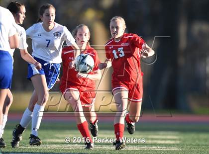 Thumbnail 3 in Vandebilt Catholic vs. Academy of the Sacred Heart (LHSAA D3 Final) photogallery.