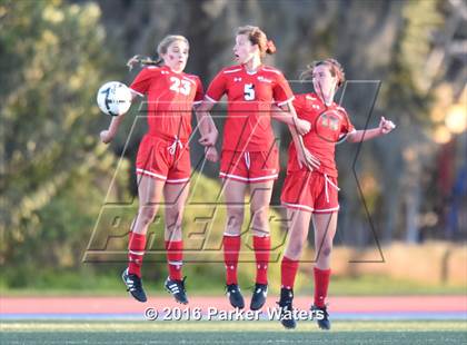 Thumbnail 1 in Vandebilt Catholic vs. Academy of the Sacred Heart (LHSAA D3 Final) photogallery.