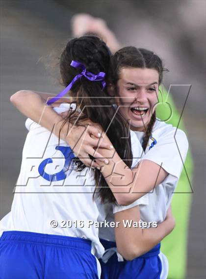 Thumbnail 1 in Vandebilt Catholic vs. Academy of the Sacred Heart (LHSAA D3 Final) photogallery.