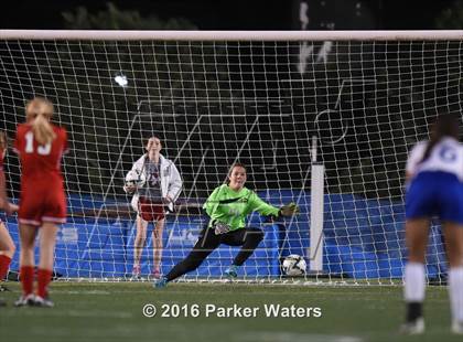 Thumbnail 3 in Vandebilt Catholic vs. Academy of the Sacred Heart (LHSAA D3 Final) photogallery.