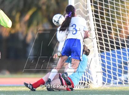 Thumbnail 1 in Vandebilt Catholic vs. Academy of the Sacred Heart (LHSAA D3 Final) photogallery.