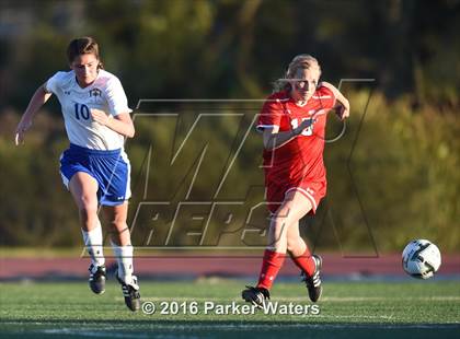 Thumbnail 2 in Vandebilt Catholic vs. Academy of the Sacred Heart (LHSAA D3 Final) photogallery.