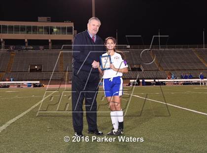 Thumbnail 3 in Vandebilt Catholic vs. Academy of the Sacred Heart (LHSAA D3 Final) photogallery.