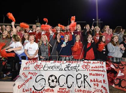 Thumbnail 1 in Vandebilt Catholic vs. Academy of the Sacred Heart (LHSAA D3 Final) photogallery.