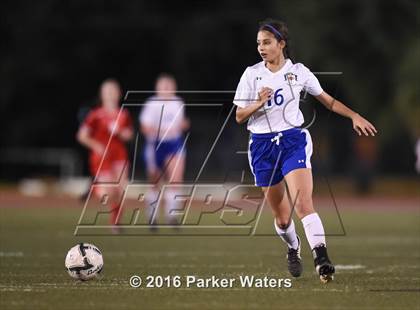 Thumbnail 3 in Vandebilt Catholic vs. Academy of the Sacred Heart (LHSAA D3 Final) photogallery.