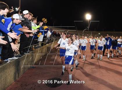 Thumbnail 3 in Vandebilt Catholic vs. Academy of the Sacred Heart (LHSAA D3 Final) photogallery.