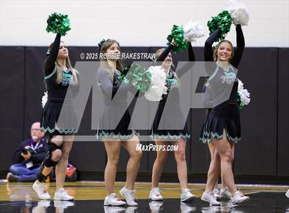 Thumbnail 2 in Paradise vs. Bells (UIL 3A D2 Regional Final Playoff) photogallery.
