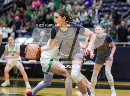 Thumbnail 1 in Paradise vs. Bells (UIL 3A D2 Regional Final Playoff) photogallery.