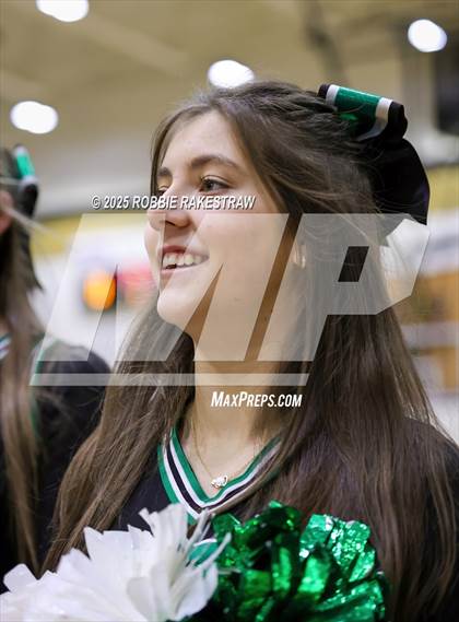 Thumbnail 2 in Paradise vs. Bells (UIL 3A D2 Regional Final Playoff) photogallery.