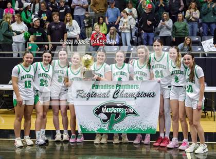 Thumbnail 3 in Paradise vs. Bells (UIL 3A D2 Regional Final Playoff) photogallery.