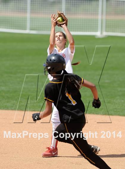 Thumbnail 3 in Capistrano Valley vs Mater Dei (Woodbridge Tournament) photogallery.