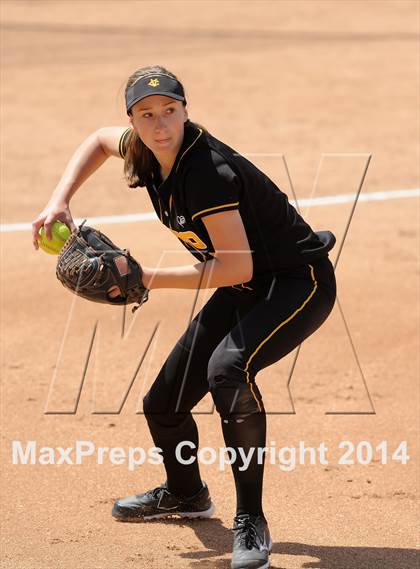 Thumbnail 2 in Capistrano Valley vs Mater Dei (Woodbridge Tournament) photogallery.