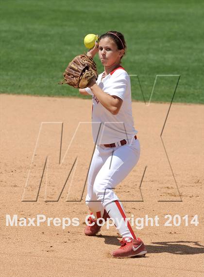 Thumbnail 2 in Capistrano Valley vs Mater Dei (Woodbridge Tournament) photogallery.