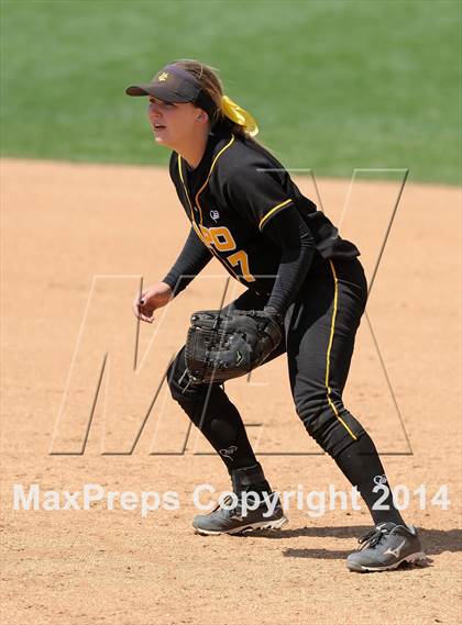 Thumbnail 2 in Capistrano Valley vs Mater Dei (Woodbridge Tournament) photogallery.