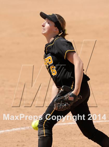 Thumbnail 3 in Capistrano Valley vs Mater Dei (Woodbridge Tournament) photogallery.