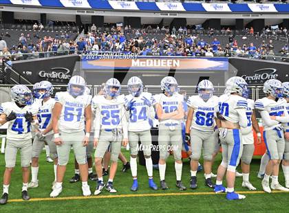 Thumbnail 2 in McQueen vs. Bishop Gorman (5A State Championship) photogallery.