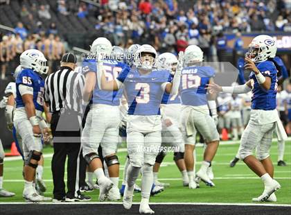 Thumbnail 1 in McQueen vs. Bishop Gorman (5A State Championship) photogallery.