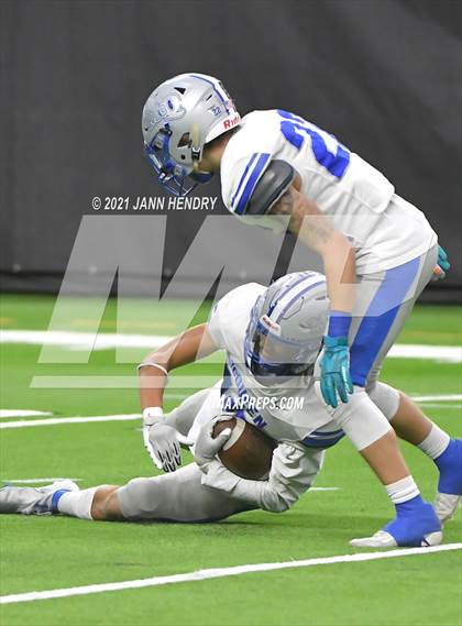 Thumbnail 1 in McQueen vs. Bishop Gorman (5A State Championship) photogallery.