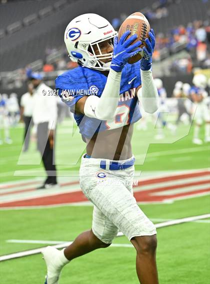 Thumbnail 2 in McQueen vs. Bishop Gorman (5A State Championship) photogallery.