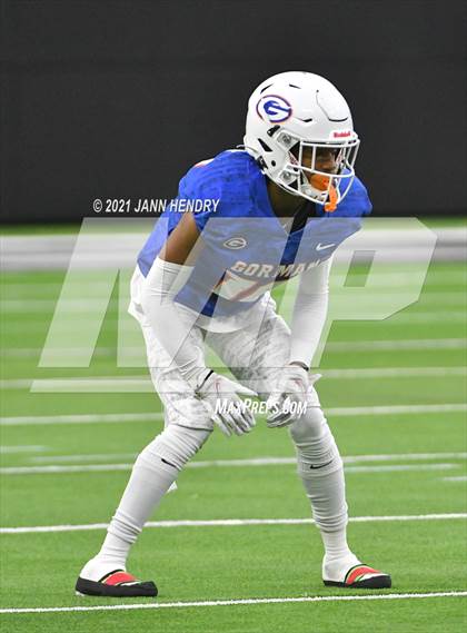 Thumbnail 3 in McQueen vs. Bishop Gorman (5A State Championship) photogallery.