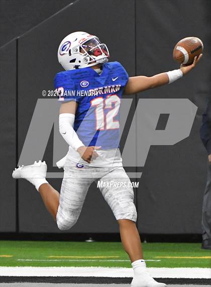 Thumbnail 2 in McQueen vs. Bishop Gorman (5A State Championship) photogallery.