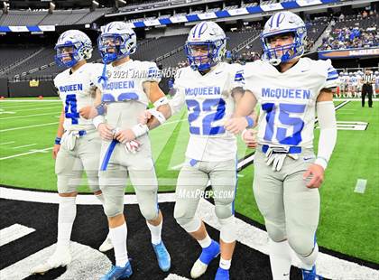 Thumbnail 2 in McQueen vs. Bishop Gorman (5A State Championship) photogallery.