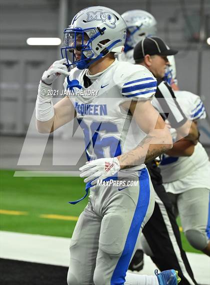 Thumbnail 3 in McQueen vs. Bishop Gorman (5A State Championship) photogallery.