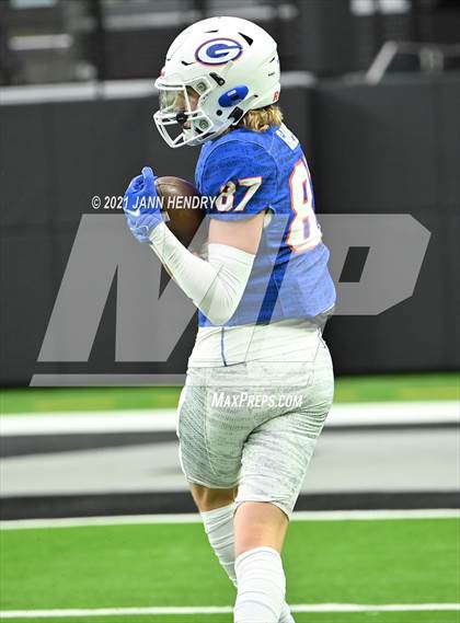 Thumbnail 3 in McQueen vs. Bishop Gorman (5A State Championship) photogallery.