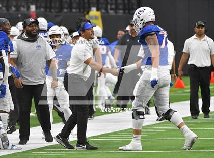 Thumbnail 3 in McQueen vs. Bishop Gorman (5A State Championship) photogallery.