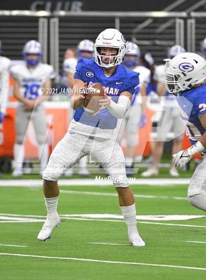 Thumbnail 2 in McQueen vs. Bishop Gorman (5A State Championship) photogallery.