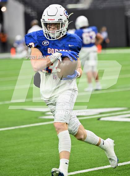 Thumbnail 2 in McQueen vs. Bishop Gorman (5A State Championship) photogallery.