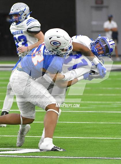 Thumbnail 2 in McQueen vs. Bishop Gorman (5A State Championship) photogallery.