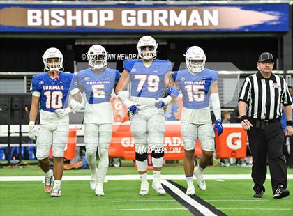 Thumbnail 3 in McQueen vs. Bishop Gorman (5A State Championship) photogallery.