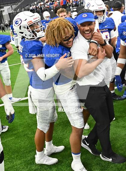 Thumbnail 1 in McQueen vs. Bishop Gorman (5A State Championship) photogallery.