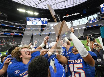Thumbnail 3 in McQueen vs. Bishop Gorman (5A State Championship) photogallery.