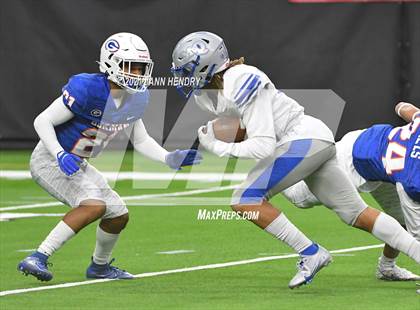 Thumbnail 1 in McQueen vs. Bishop Gorman (5A State Championship) photogallery.
