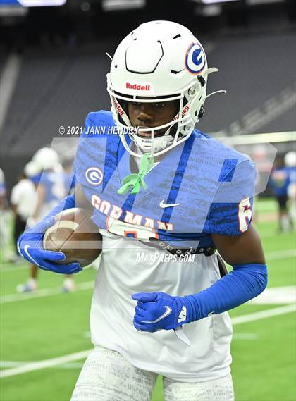 Thumbnail 1 in McQueen vs. Bishop Gorman (5A State Championship) photogallery.