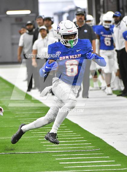 Thumbnail 3 in McQueen vs. Bishop Gorman (5A State Championship) photogallery.