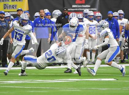 Thumbnail 3 in McQueen vs. Bishop Gorman (5A State Championship) photogallery.