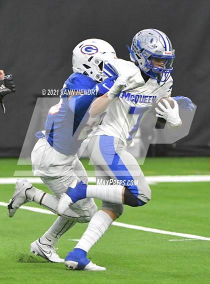 Thumbnail 3 in McQueen vs. Bishop Gorman (5A State Championship) photogallery.