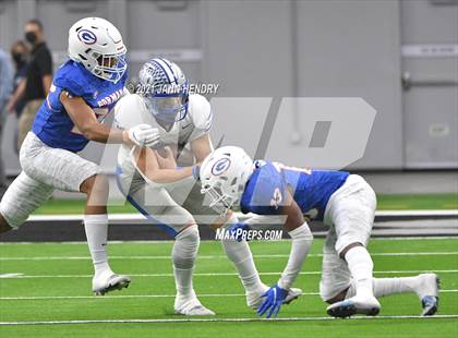 Thumbnail 1 in McQueen vs. Bishop Gorman (5A State Championship) photogallery.