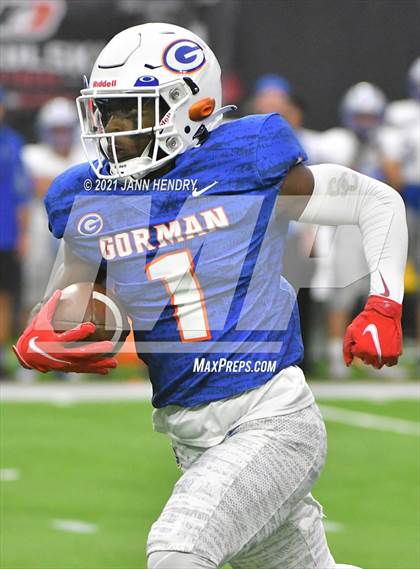 Thumbnail 2 in McQueen vs. Bishop Gorman (5A State Championship) photogallery.